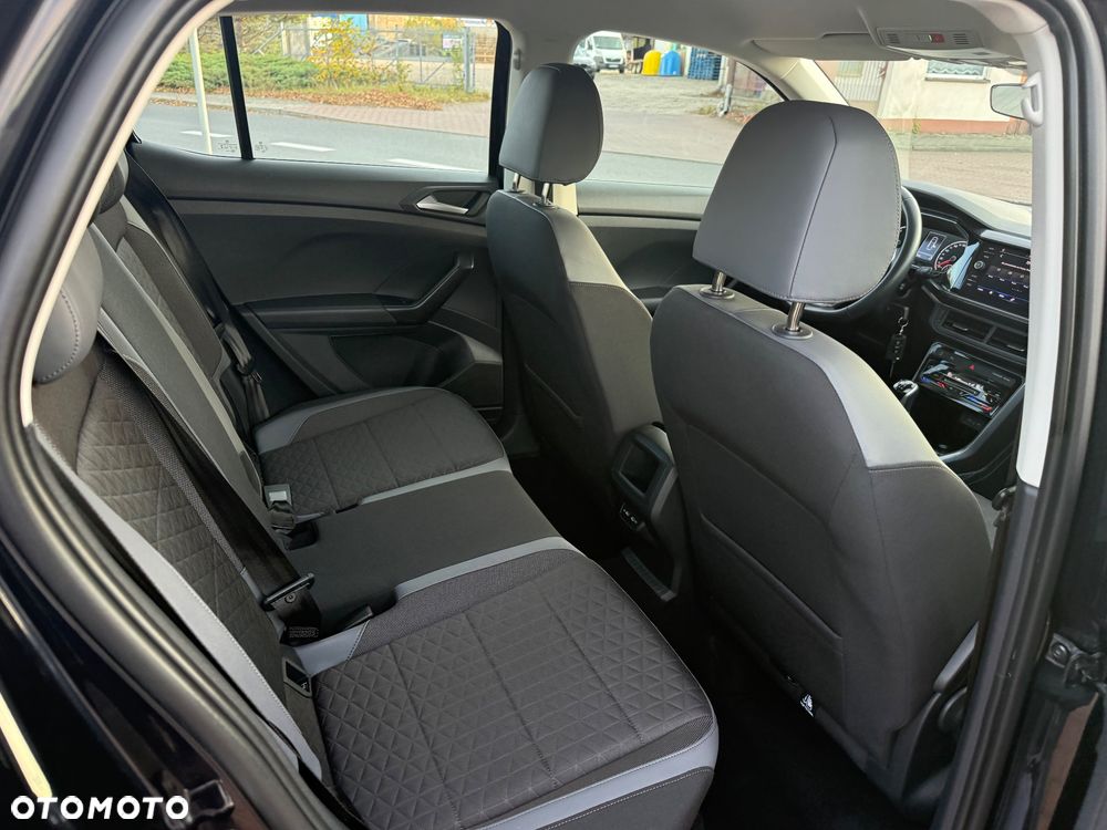 Volkswagen T-Cross 1.0 TSI United - 12