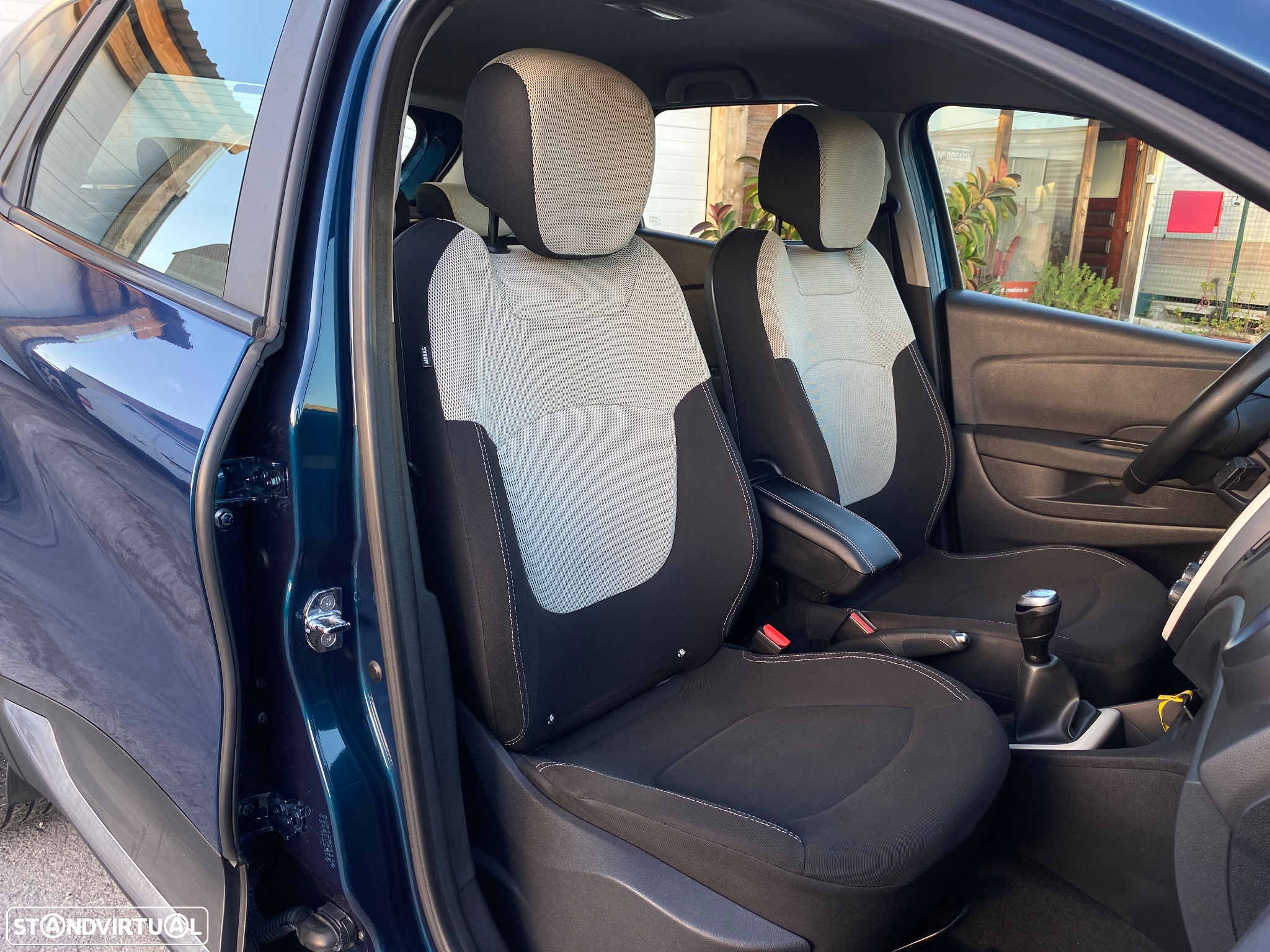 Renault Captur 1.5 dCi Exclusive - 14
