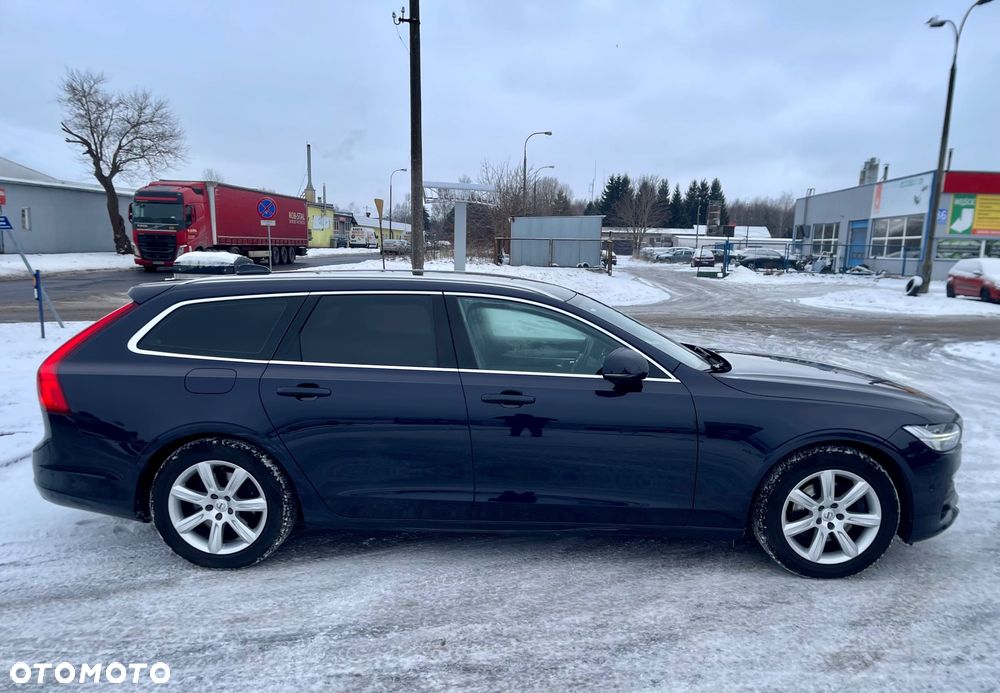 Volvo V90 D4 Momentum - 14