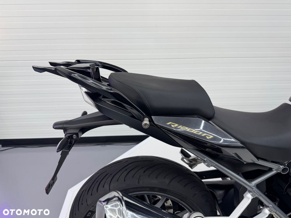 BMW R - 19
