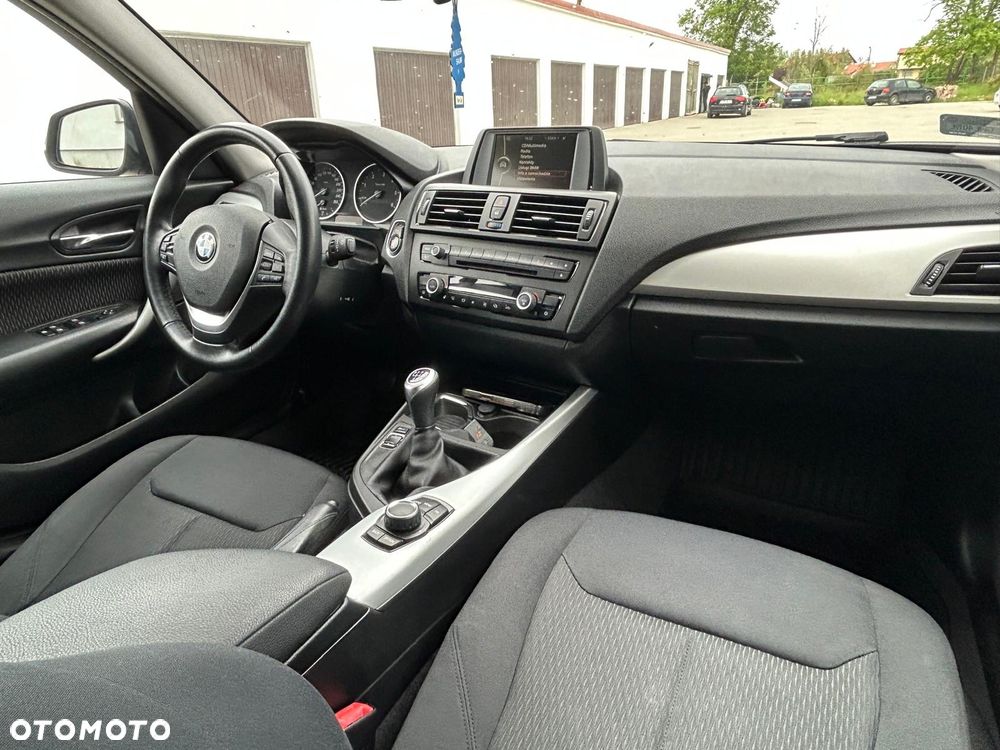 BMW Seria 1 116d - 10