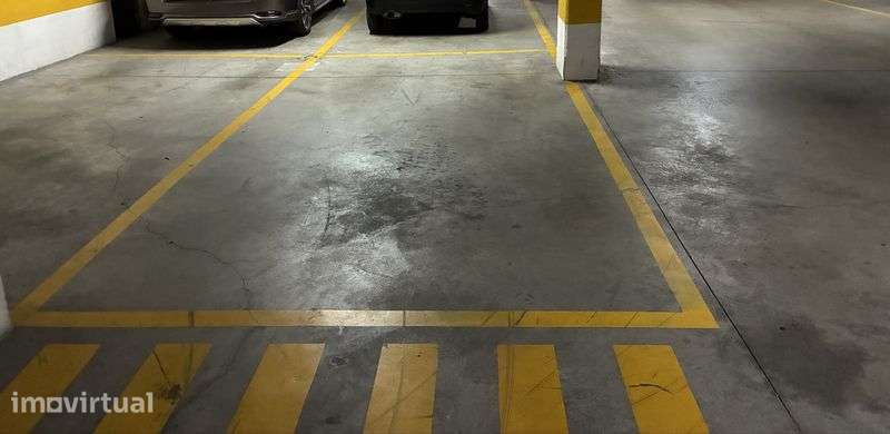 Alugo lugar de garagem - Grande imagem: 3/3