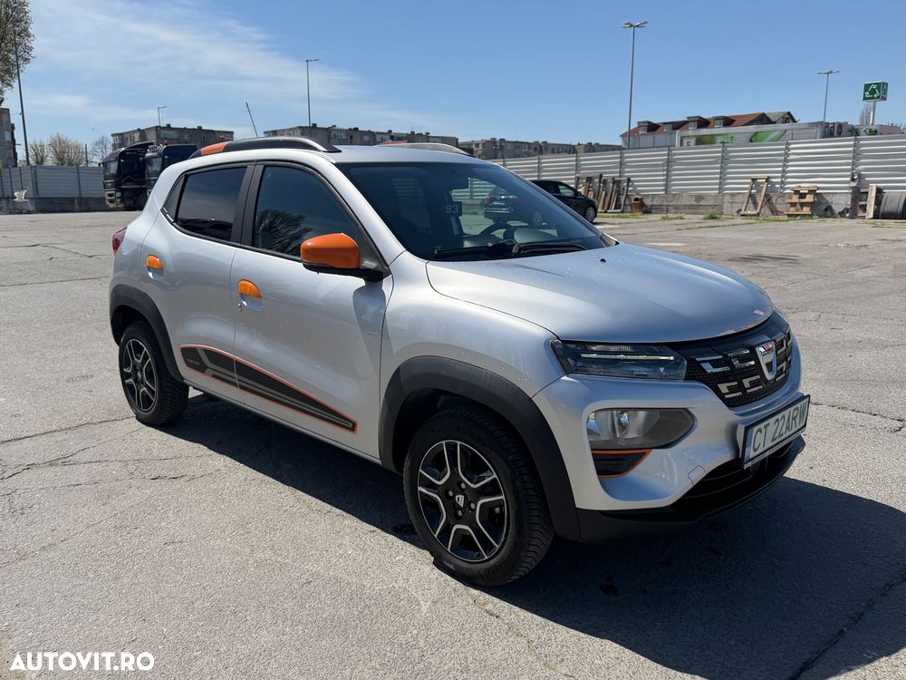 Dacia Spring Expression - 1