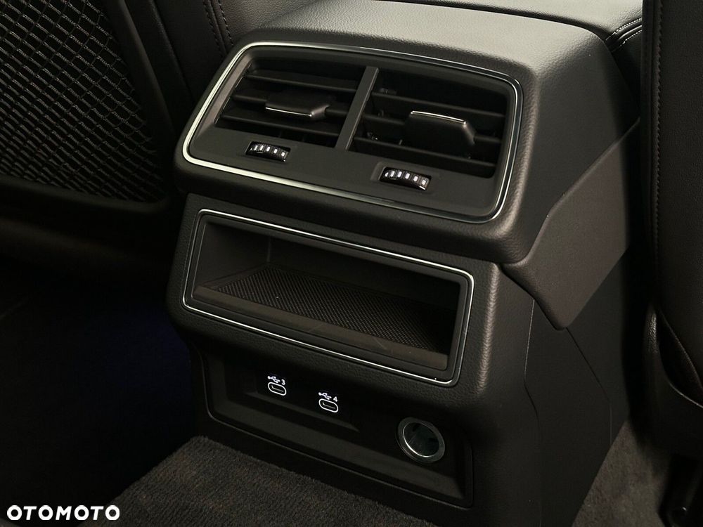 Audi A6 - 30