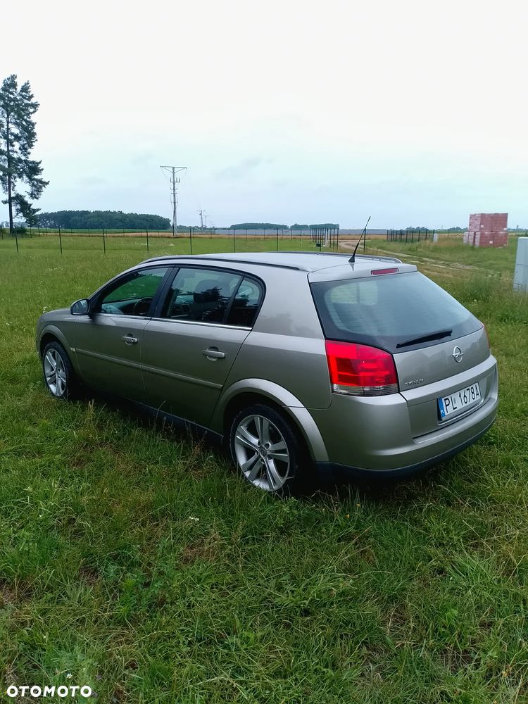 Opel Signum 1.8 - 3