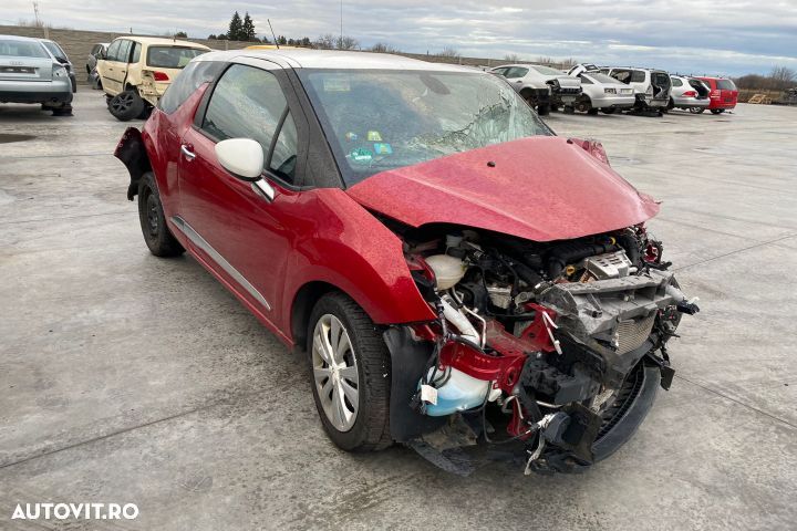 Lampa / Tripla stop stanga pe aripa 9808415880 Citroen DS3 1 [2010 - - 8