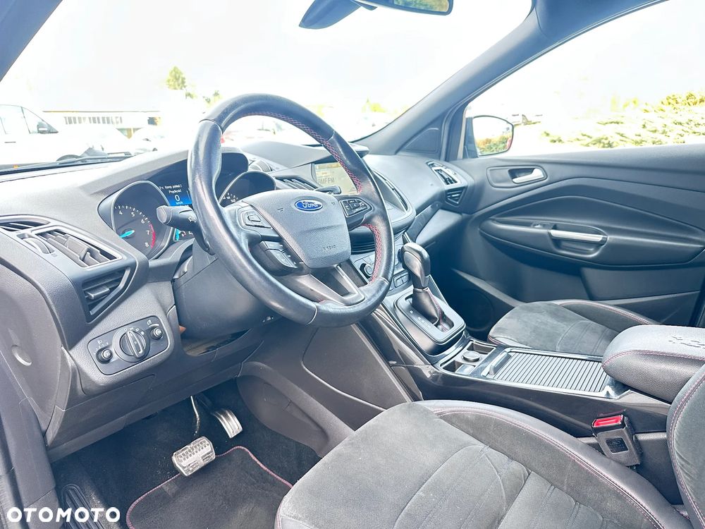 Ford Kuga - 17