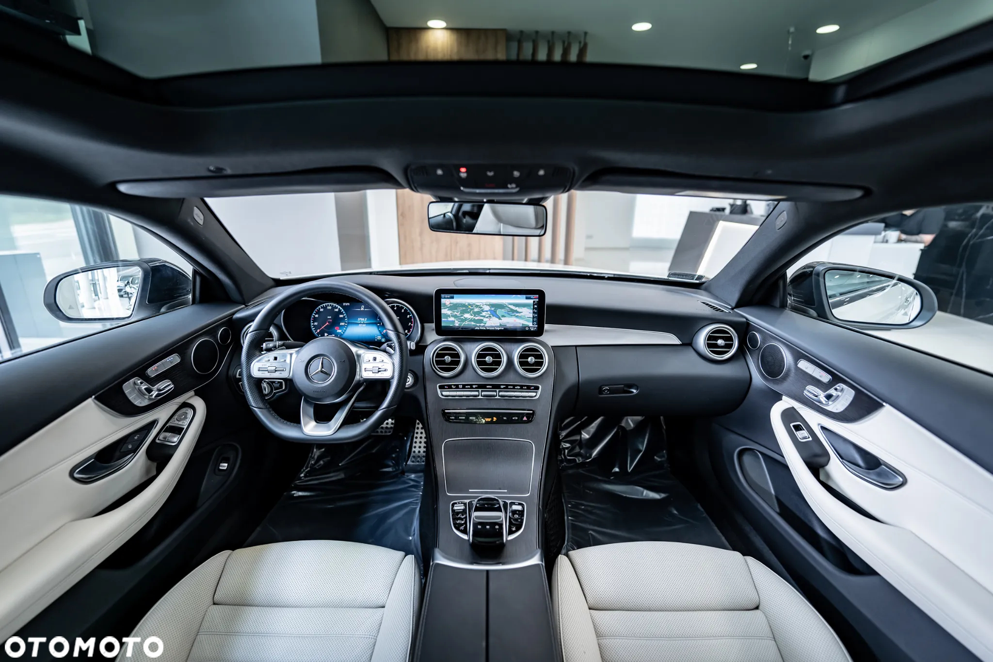 Mercedes-Benz Klasa C 300 9G-TRONIC - 29