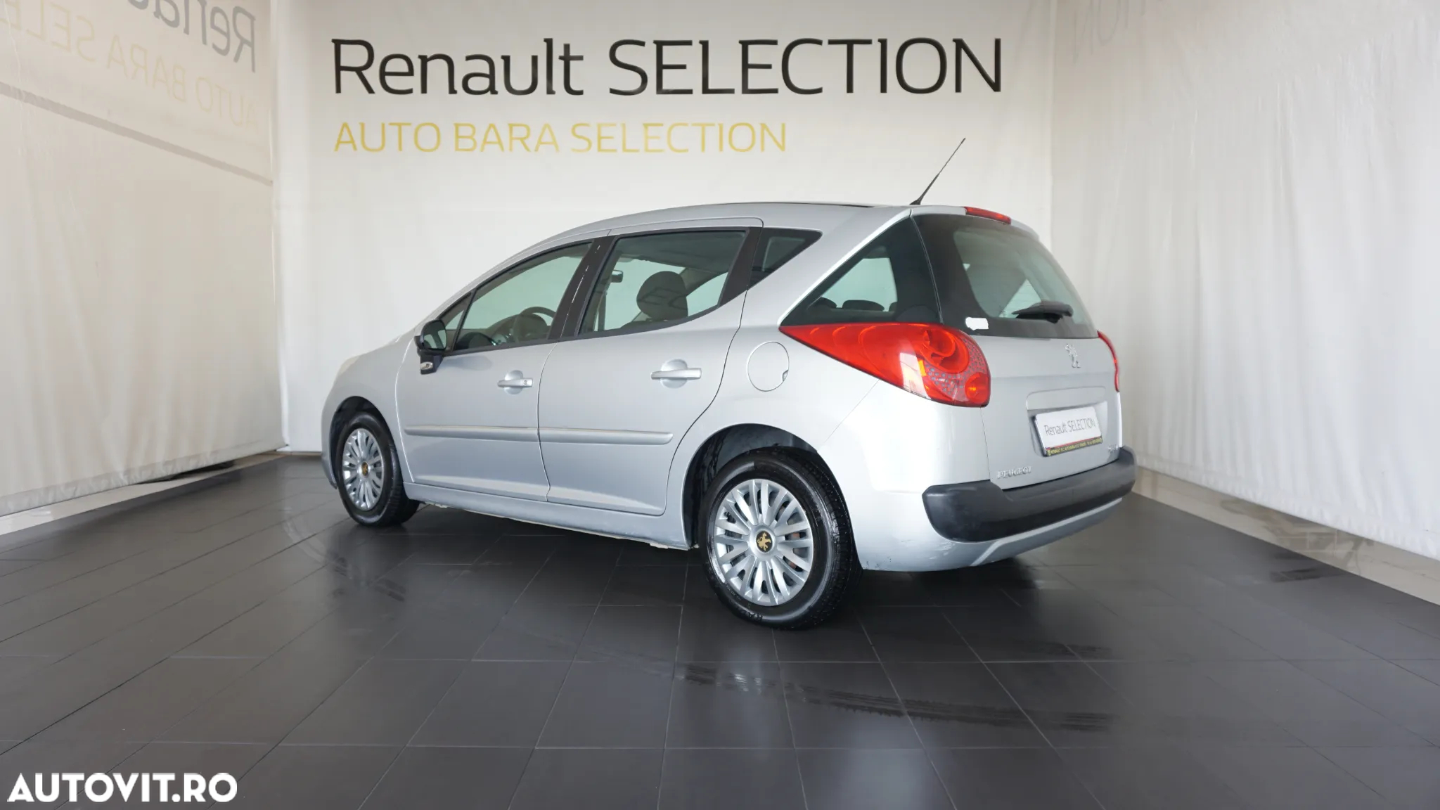 Peugeot 207 1.6 HDI FAP Allure - 4