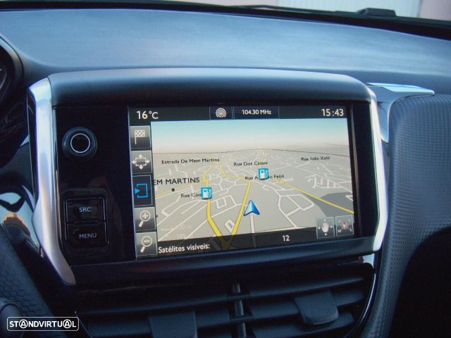 Peugeot 2008 1.2 PureTech Allure - 7