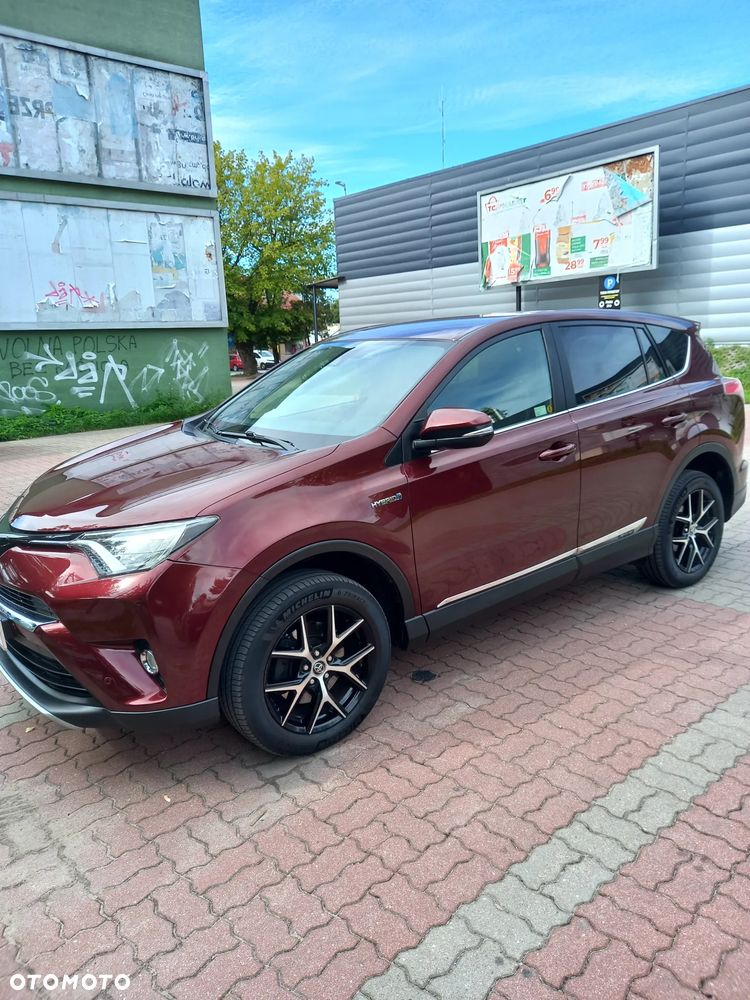 Toyota RAV4 - 1