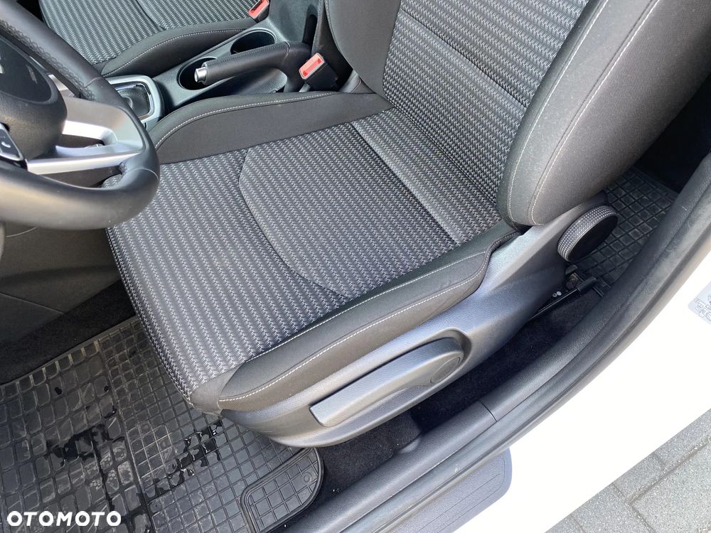 Kia Ceed 1.5 T-GDI M DCT - 13