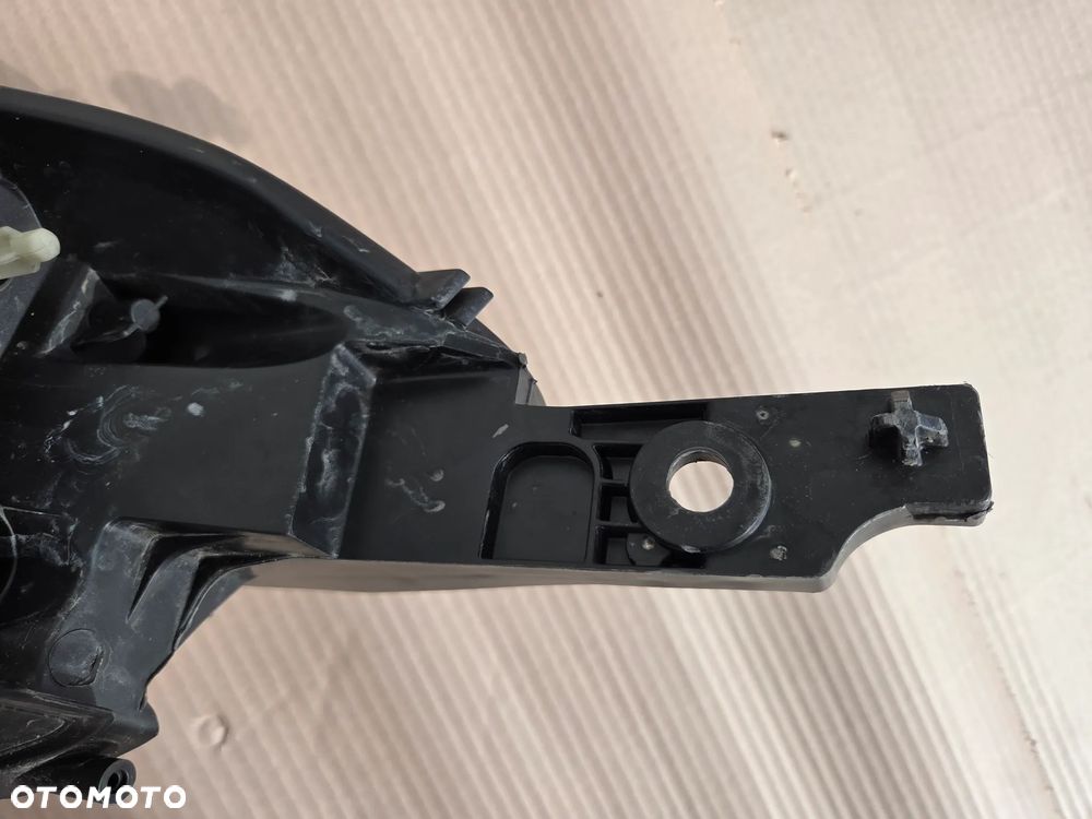 Lampa przednia lewa  Peugeot 2008 I LIFT  9825313980 - 7