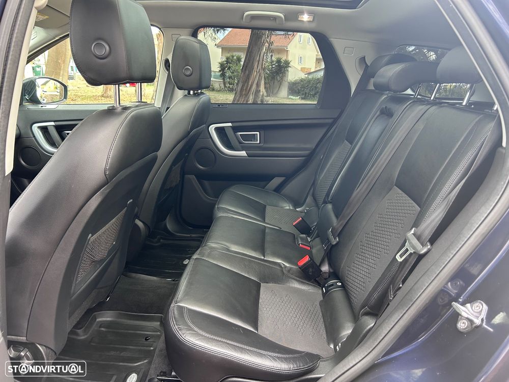 Land Rover Discovery Sport 2.0 TD4 HSE Luxury Auto - 13