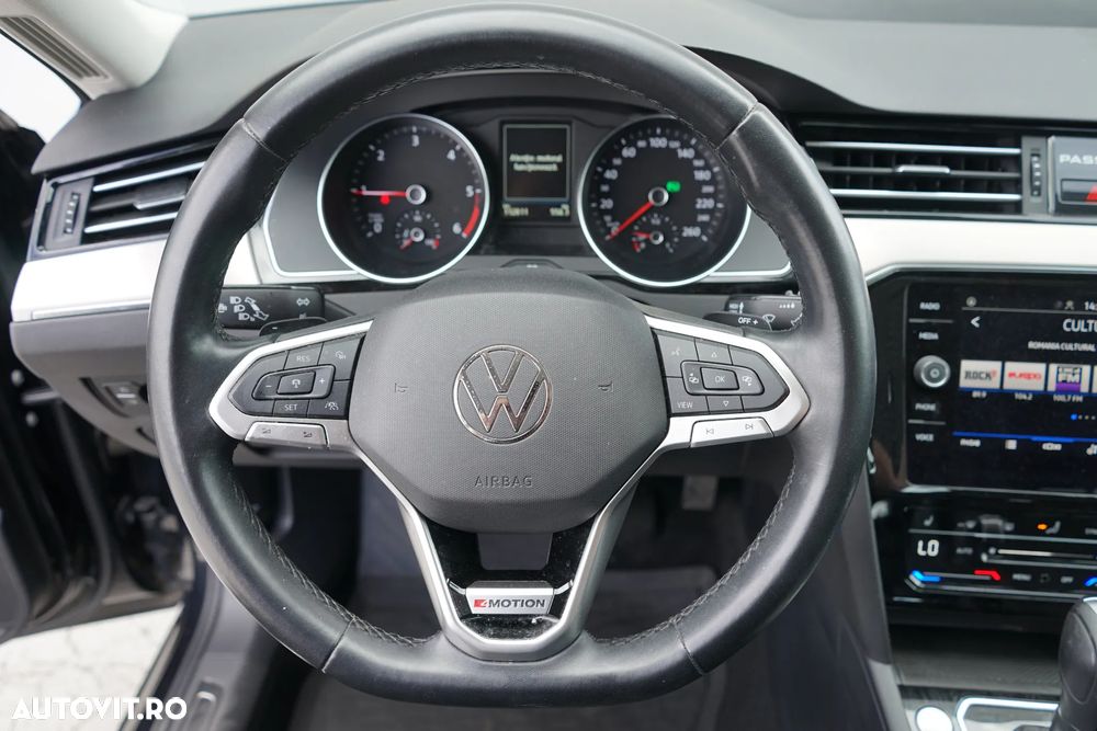 Volkswagen Passat 2.0 TDI DSG 4Mot Highline - 14