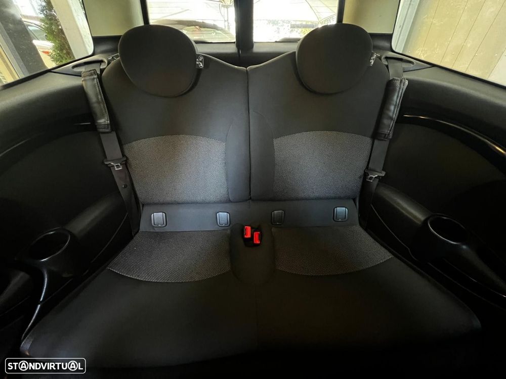 MINI Clubman Cooper SD - 16