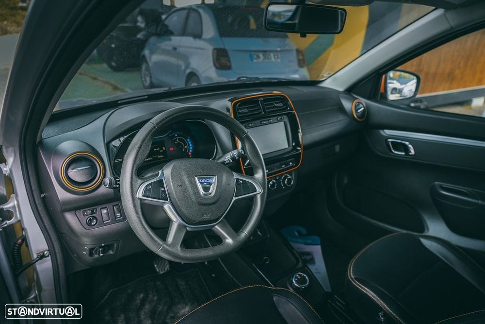 Dacia Spring - 9