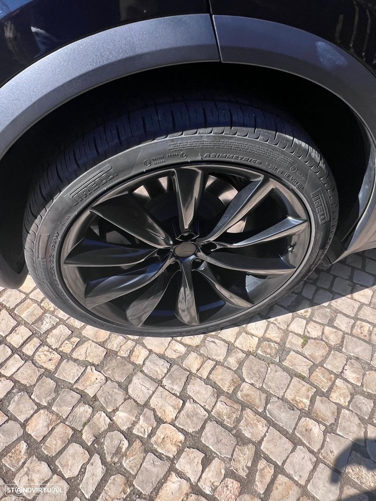 Tesla Model X 100D - 4
