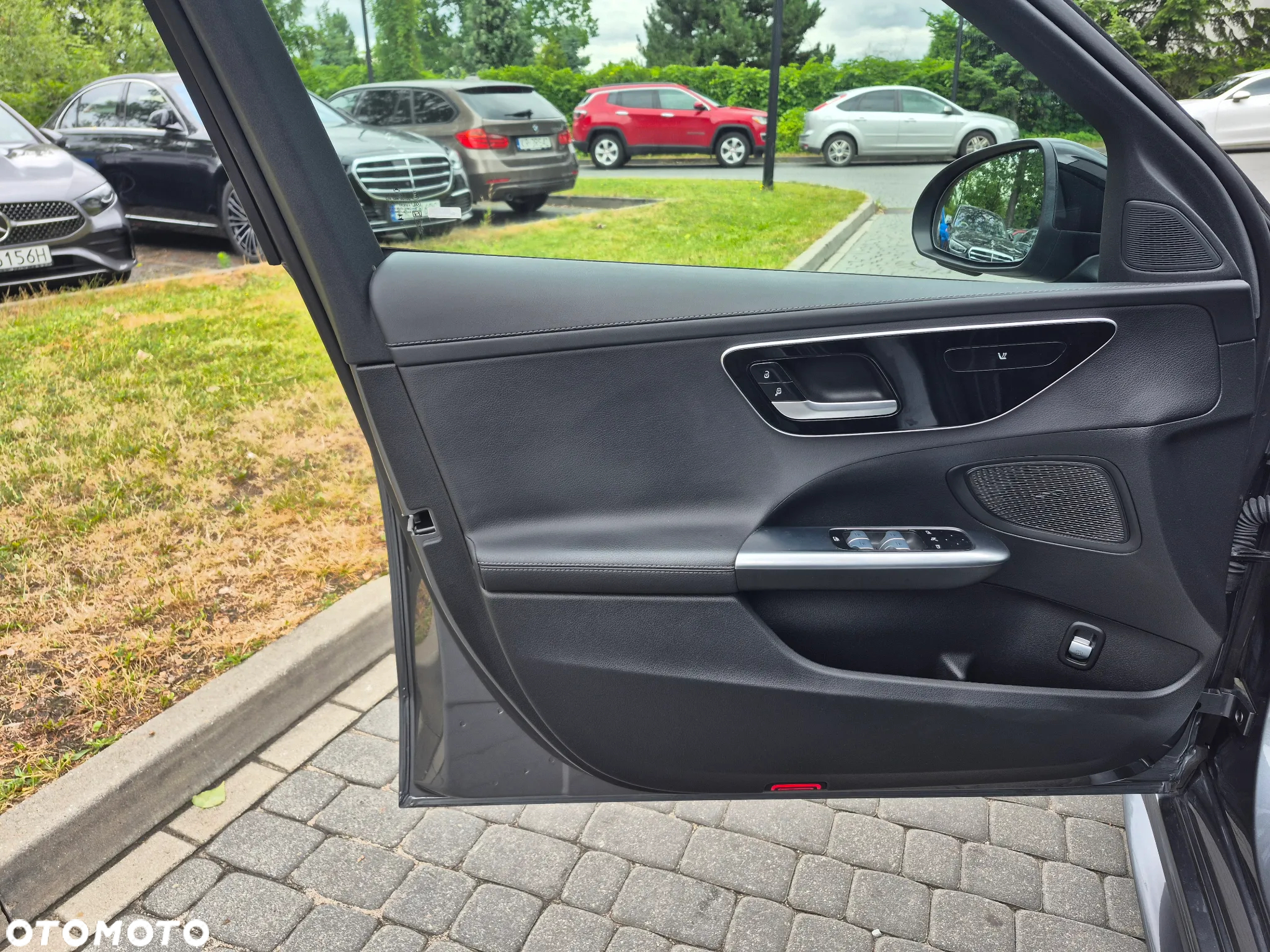 Mercedes-Benz Klasa C 220 d mHEV AMG - 17