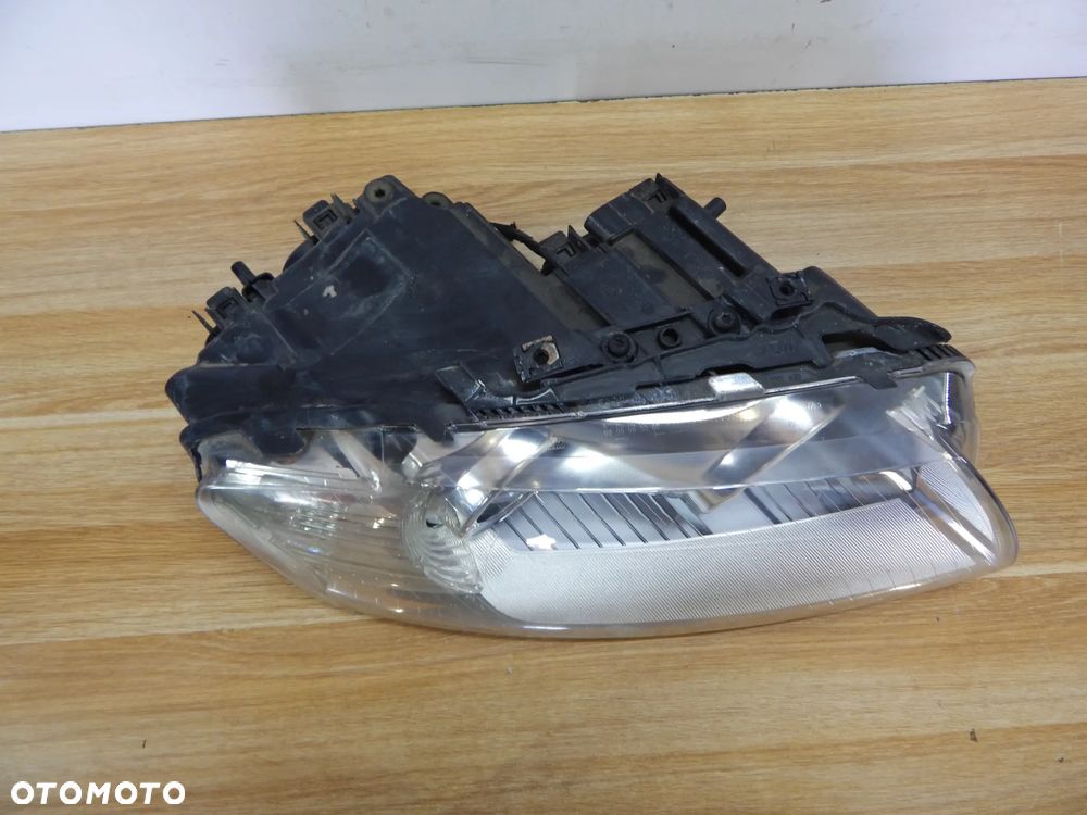 Lampa reflektor przód AUDI A8 s8 D3 02-10  Łuków części - 6