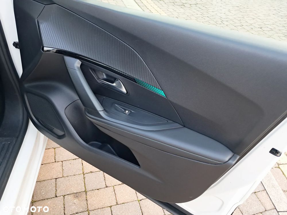 Peugeot 2008 1.2 Pure Tech GPF Allure S&S - 26