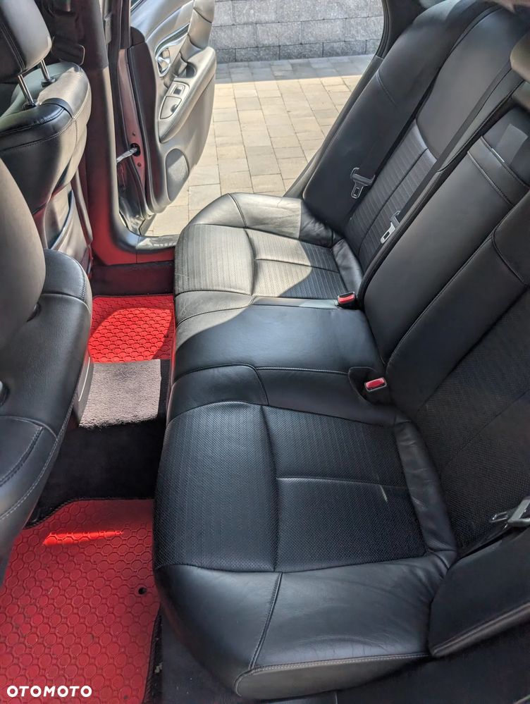 Infiniti Q70 2.2d Sport - 12