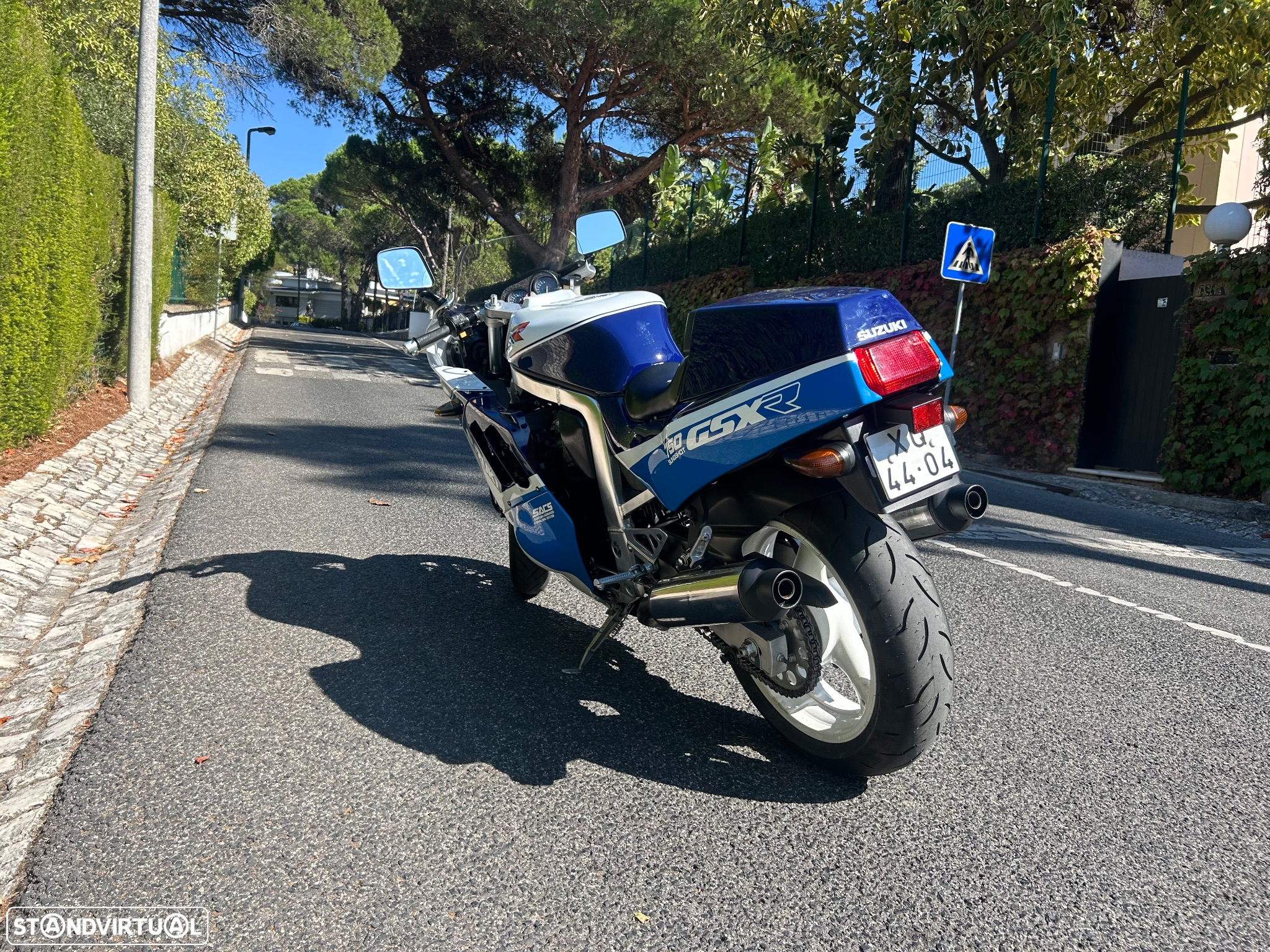 Suzuki GSX-R 750 R - 6