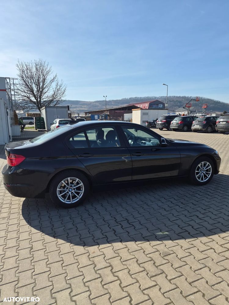 BMW Seria 3 316i Modern Line - 5