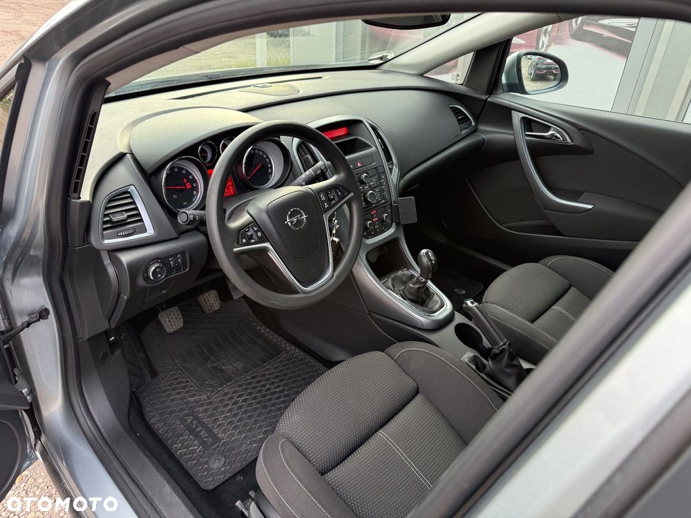 Opel Astra - 12