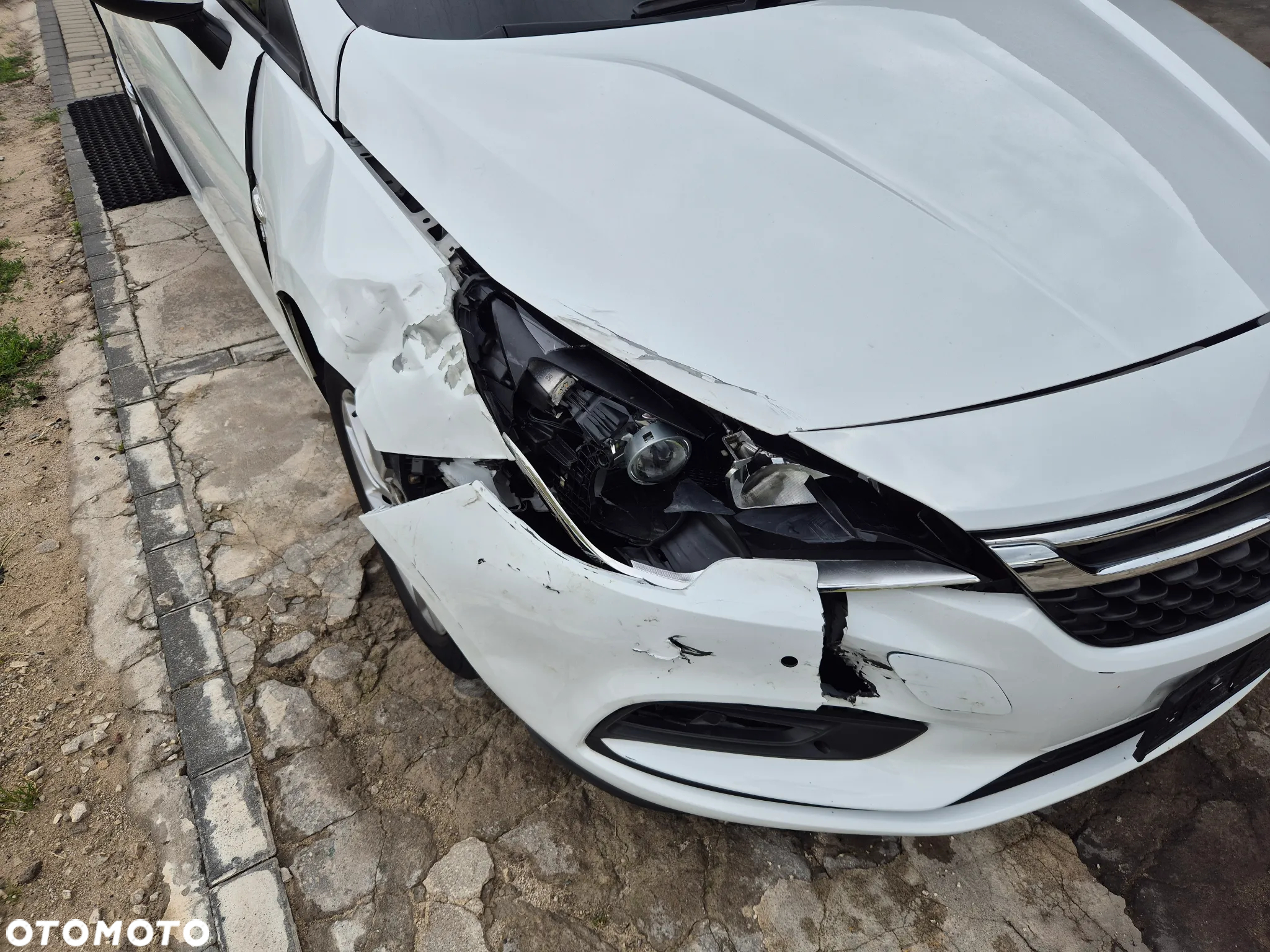 Opel Astra 1.4 Turbo Active - 5