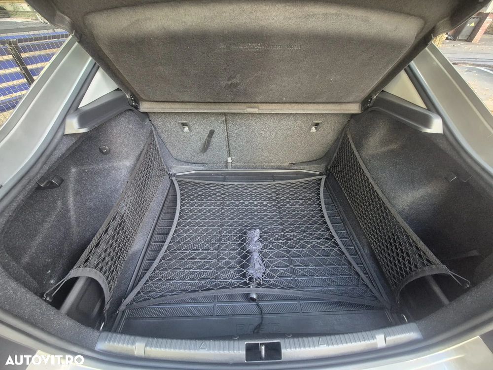 Skoda RAPID 1.0 TSI Style - 12