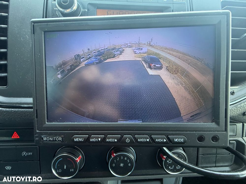 Volkswagen Crafter - 21