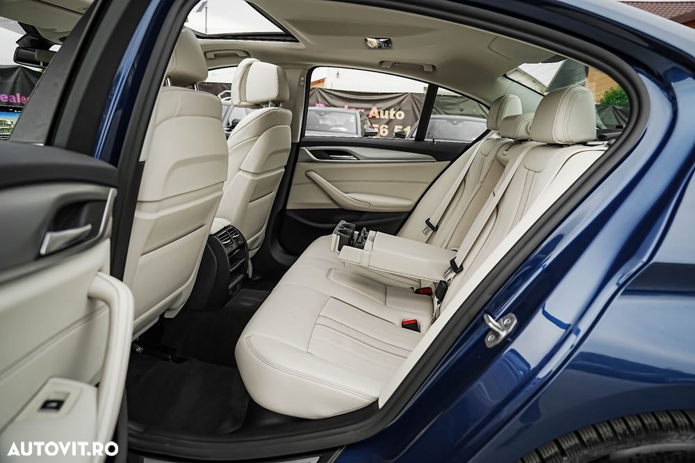 BMW Seria 5 520e Aut. - 14