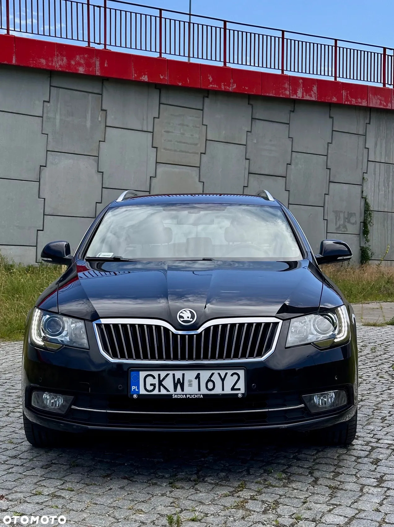 Skoda Superb 2.0 TDI 4x4 Elegance DSG - 4