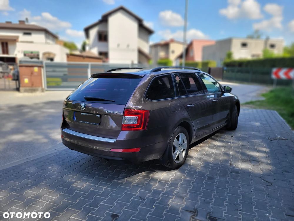Skoda Octavia 1.6 TDI Ambition - 6