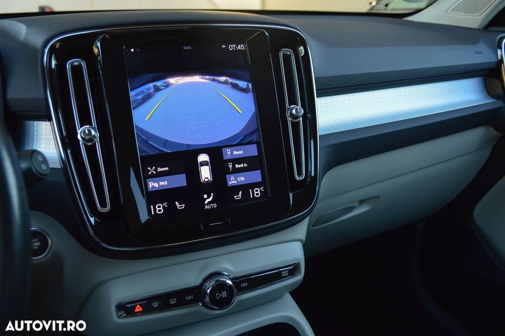 Volvo XC 40 D4 AWD Inscription - 9
