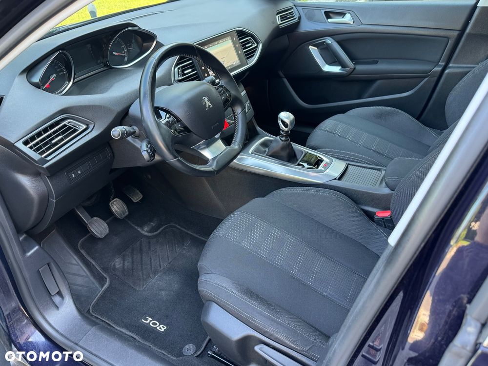 Peugeot 308 BlueHDi FAP 120 Stop & Start Allure - 23