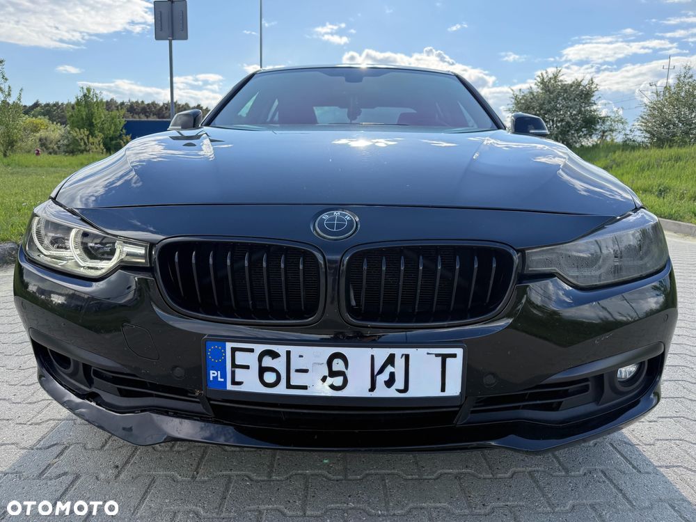 BMW Seria 3 320i - 3