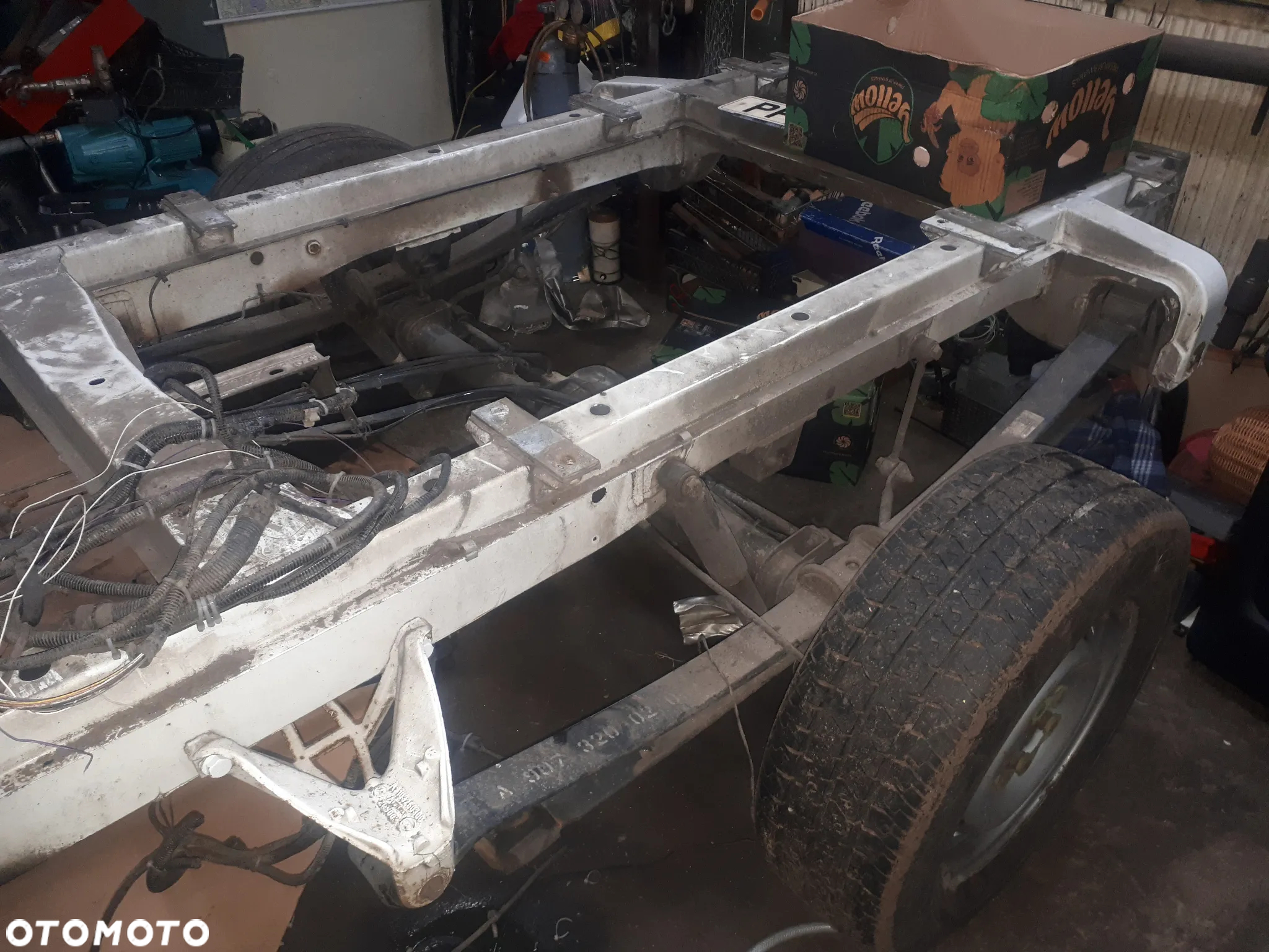 MERCEDES SPRINTER 907 Kontener Zbiornik Paliwa - 2