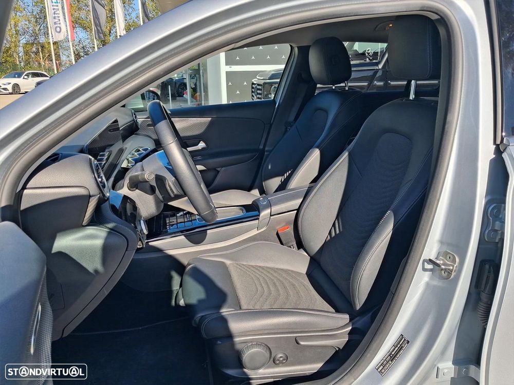 Mercedes-Benz A 200 Standard - 9