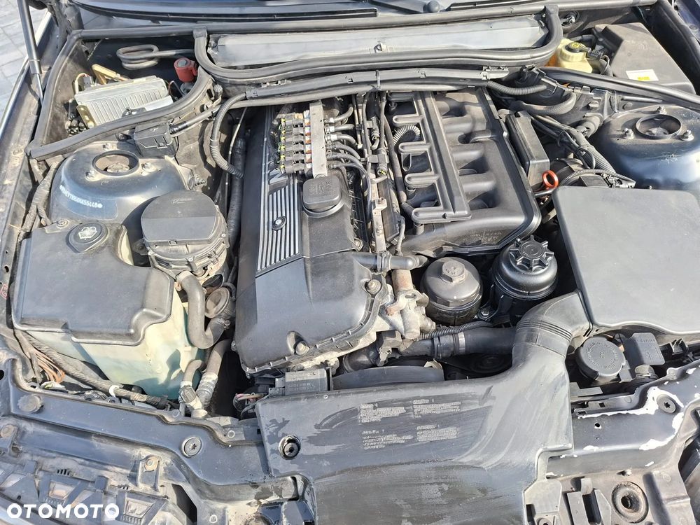 BMW Seria 3 320i Edition Exclusive - 19