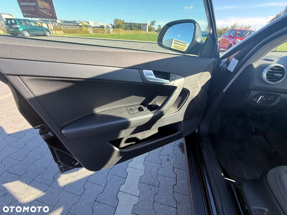 Audi A3 Sportback 2.0 TDI DPF Ambition - 9