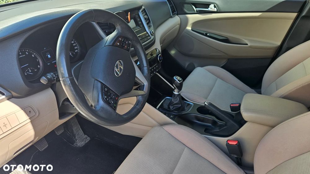Hyundai Tucson 1.6 GDI BlueDrive Comfort 2WD - 4