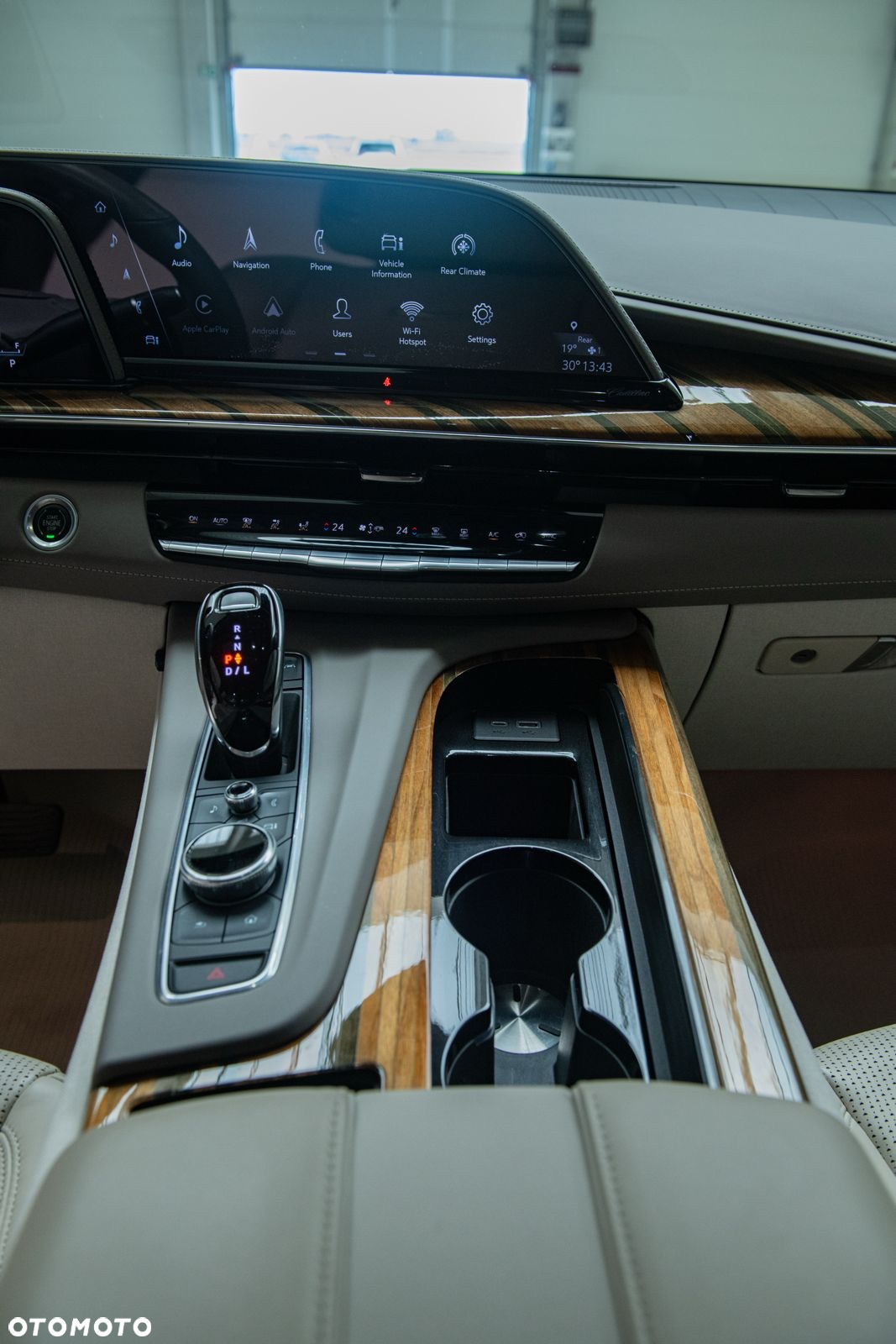 Cadillac Escalade 6.2 V8 Platinum - 18