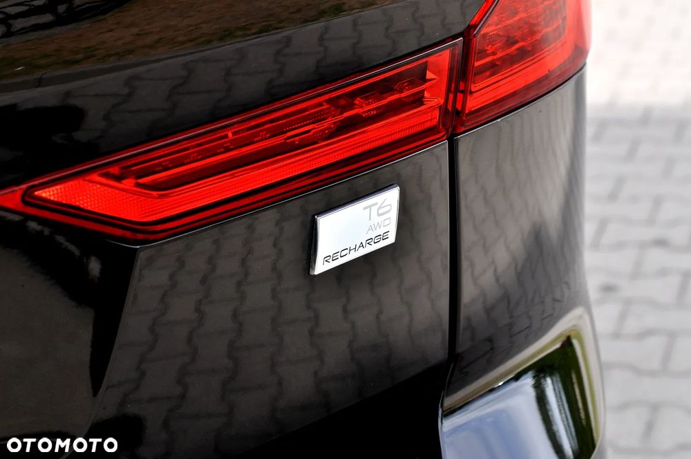 Volvo XC 60 T6 Plug-In Hybrid AWD Core - 13