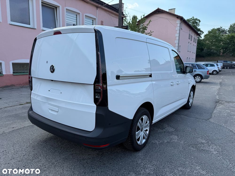 Volkswagen Caddy Maxi - 4