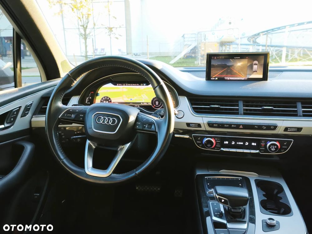 Audi Q7 - 16