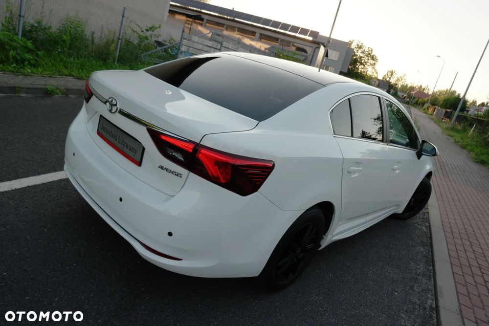 Toyota Avensis 1.8 Active - 2