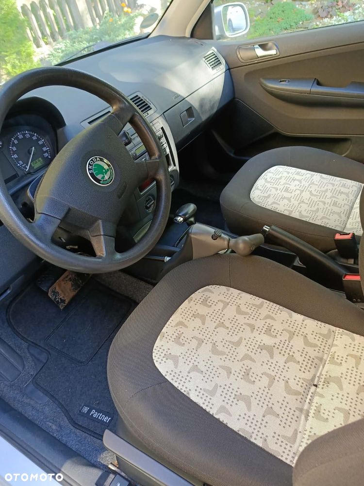 Skoda Fabia - 5