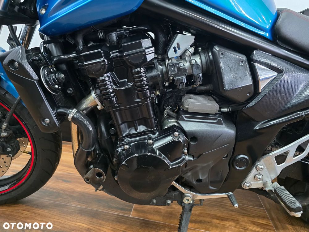 Suzuki Bandit - 24